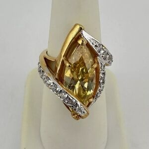 14KGE Citrine Toned Marquise Cut Center Stone Clear Glass Accented Cocktail Ring